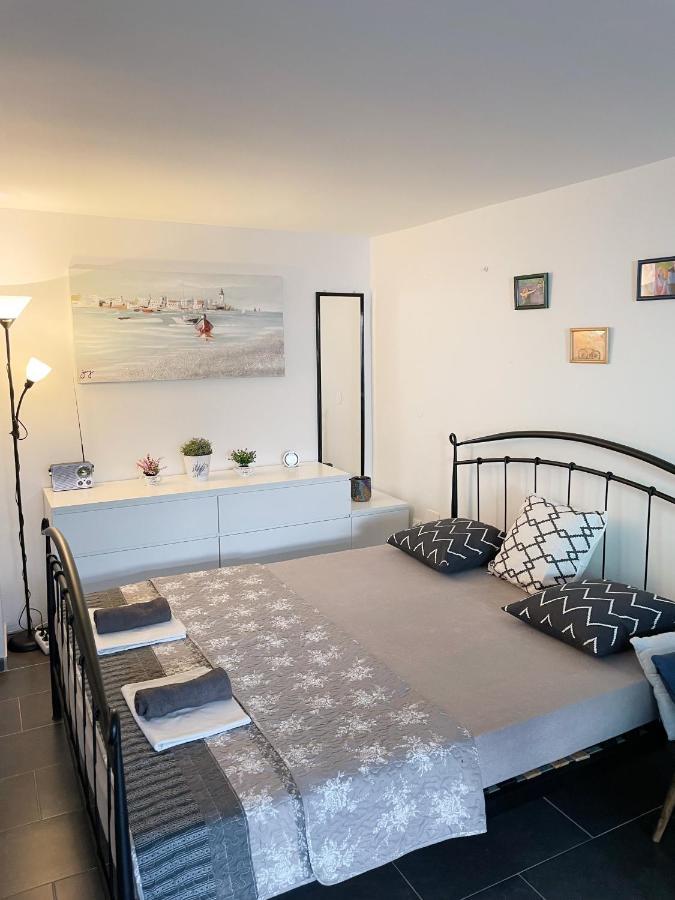 Studio & Apartment Biograd Paszman Biograd Na Moru Esterno foto