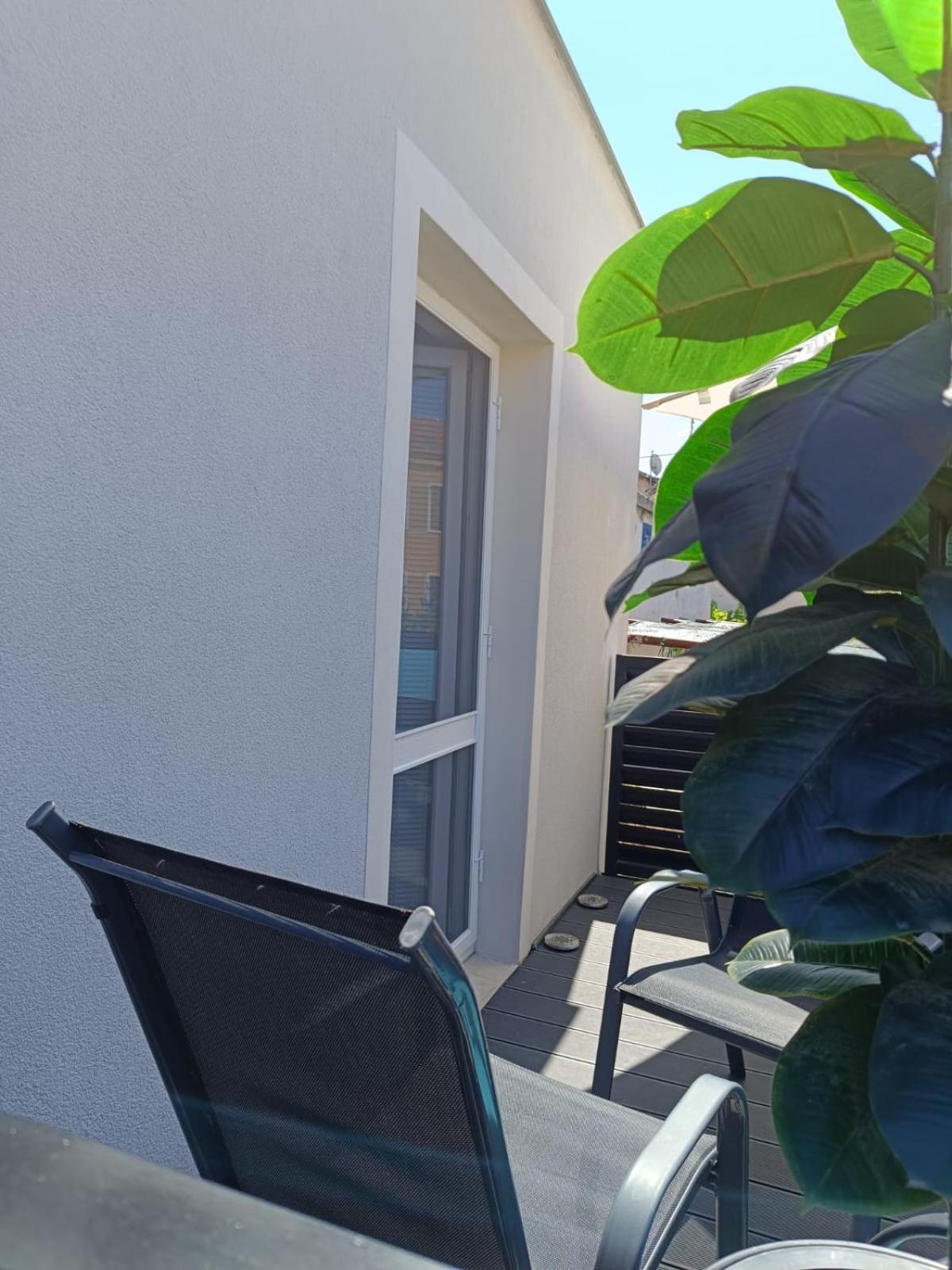 Studio & Apartment Biograd Paszman Biograd Na Moru Esterno foto